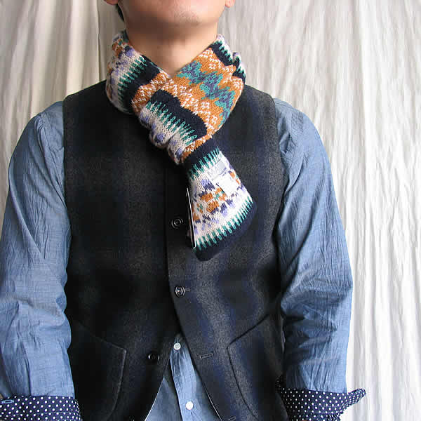 ROBERT MACKIE (ロバートマッキー)　『FAIRISLE TUBLAR SCARF』_c0181543_1851581.jpg