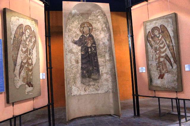 【スーダン周遊】 ハルツーム(3) 国立博物館・内部展示物 _c0011649_06459.jpg