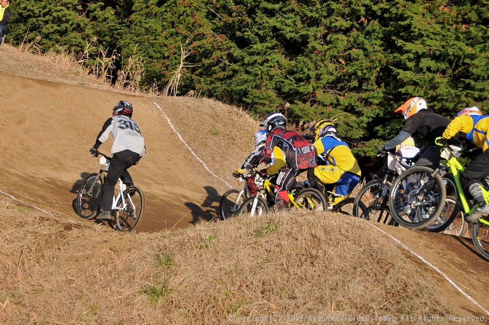 11\"JOSF FINALRace　VOL4：MTBエキスパート決勝　　動画あり_b0065730_235059.jpg