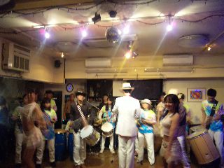 サンバ・レゲエNOW!_a0103940_2056316.jpg