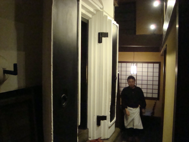 根津「串揚げ はん亭」へ行く。_f0232060_18425173.jpg