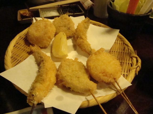 根津「串揚げ はん亭」へ行く。_f0232060_1851371.jpg