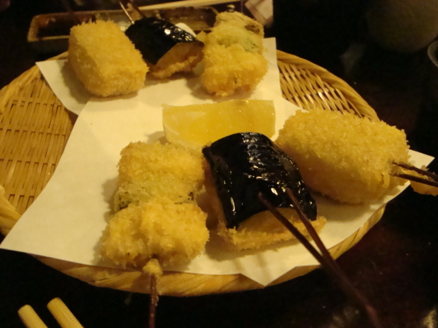 根津「串揚げ はん亭」へ行く。_f0232060_193814.jpg