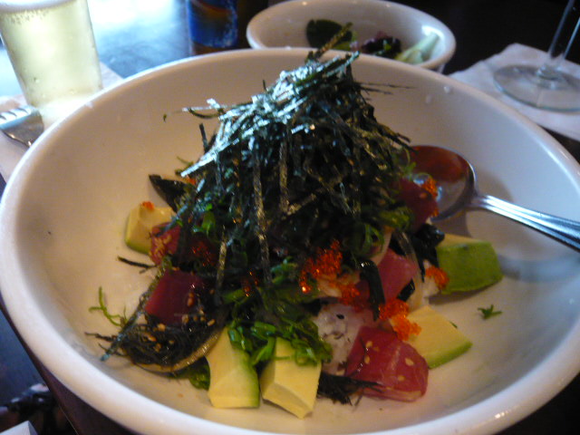 2日めの昼はアロハテーブルへ_c0100865_111314100.jpg