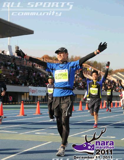 初フルマラソン(奈良マラソン2011)_f0065517_1110115.jpg