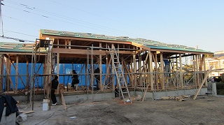 棟上げ_b0170834_18464112.jpg