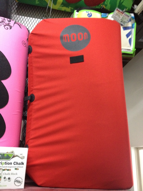 たいへんな事になっております uoow_d0246875_22365482.jpg