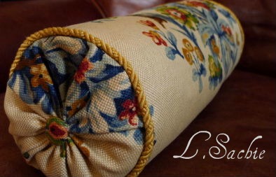 ボルスタークッション ロンドンのティータイム