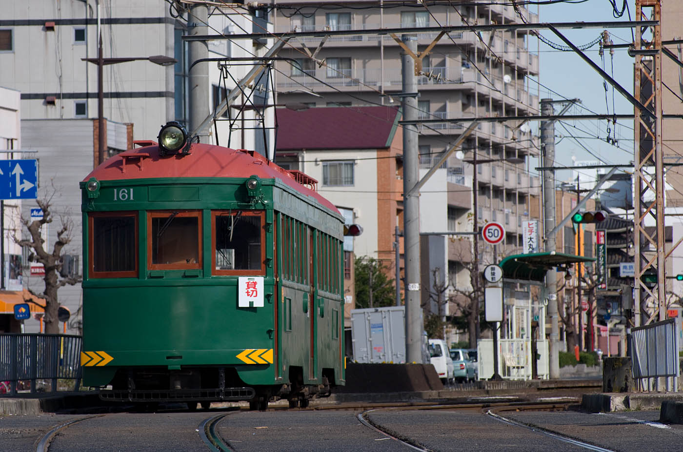 つい行きそびれていましたが、阪堺電車の季節ですね～_e0070773_2382593.jpg