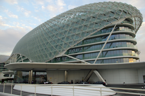 アブダビ旅行10 ヤス マリーナ サーキット ホテル周辺 新東京フォトブログ アブダビ旅行10 ヤス マリーナ サーキット ホテル周辺 新東京フォトブログ