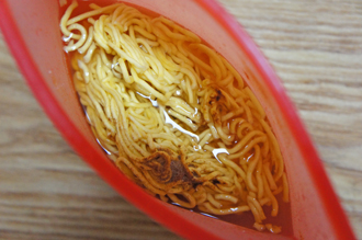 小松菜とベーコン炒めのせラーメン_c0103827_18163353.jpg