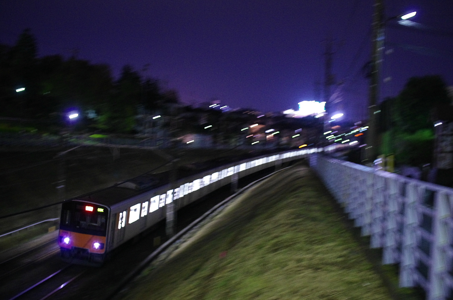 田園都市線で夜間撮影3_d0159548_220577.jpg