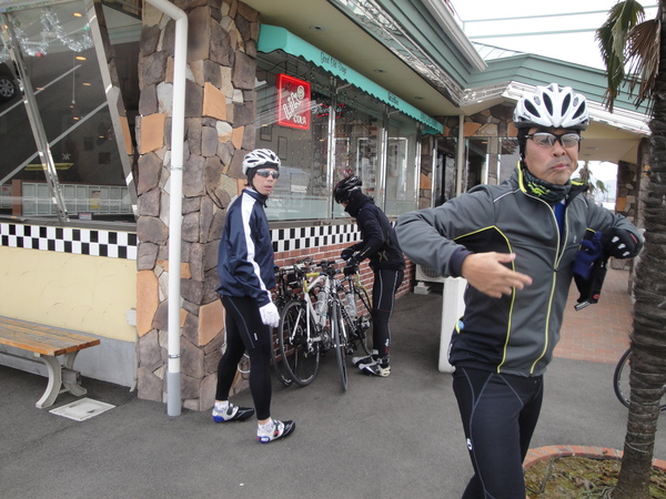12/18グーギーズサイクリング_b0217782_1741188.jpg