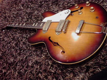 Jazz Guitar_f0079411_19435593.jpg