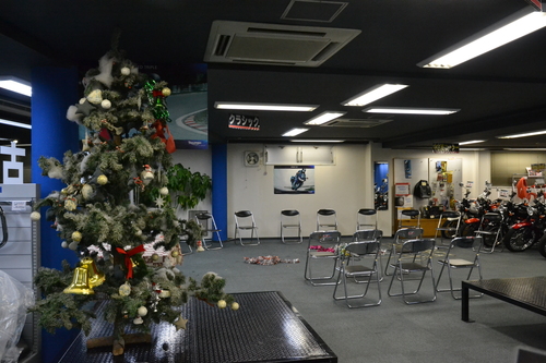 明日はパーティー_d0100125_1814296.jpg