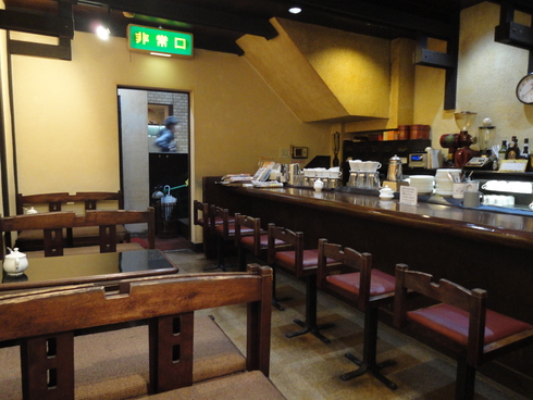 大好きな福岡へ その2 「コービンでほっこりケーキ」&2PM ARENA TOUR マリンメッセ_f0054260_17142327.jpg