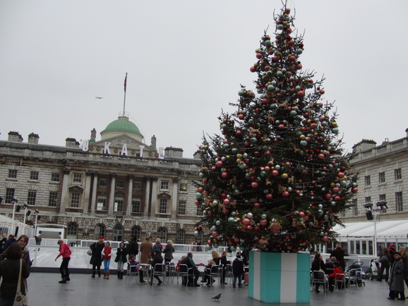 ティファニーでスケートを -ice skate at Tiffany\'s-_e0222766_095165.jpg