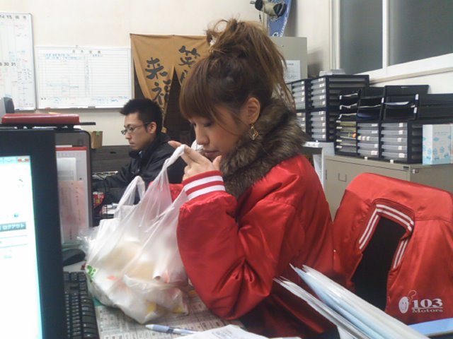 ランクル TOMMY札幌店 12月23日 児島様 マジェスタ ご成約☆_b0127002_199494.jpg