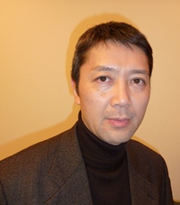 日本のメディア・出版界に聞く②-1 中公選書・編集長「電子出版の時代だからこそじっくり読む本を」_c0016826_18382947.jpg