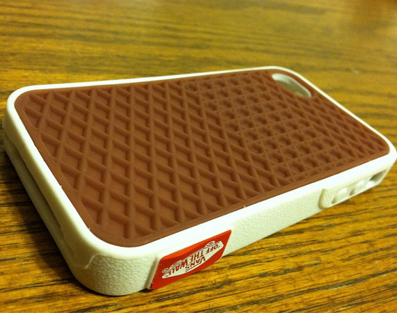 ・VANS Rubber Waffle Case for Apple iPhone 4s・_f0223194_12511394.jpg