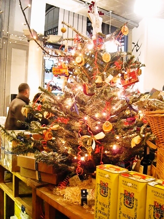 メリークリスマス!そして楽しいマーケット!_d0104926_17403736.jpg