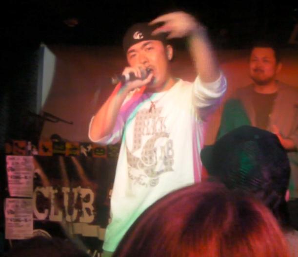 戦慄MCBATTLE vol.16(2010.10.31) play back REPORT_e0246863_10145093.jpg