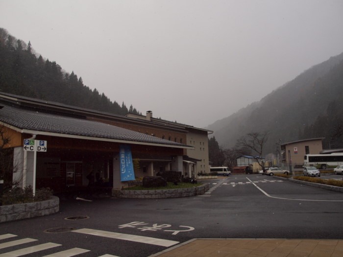 ハンドベルの演奏(湯来ロッジのロビー)_c0116915_10128.jpg
