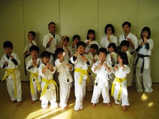 日曜空手で最終稽古納め 1000本突き!_c0118332_13365297.jpg