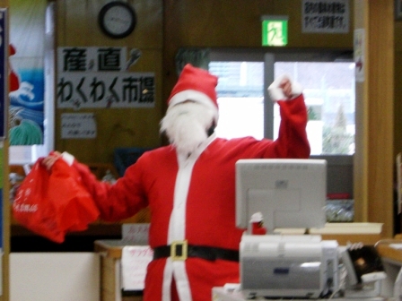 クリスマスに来る人は…_b0206037_9272754.jpg