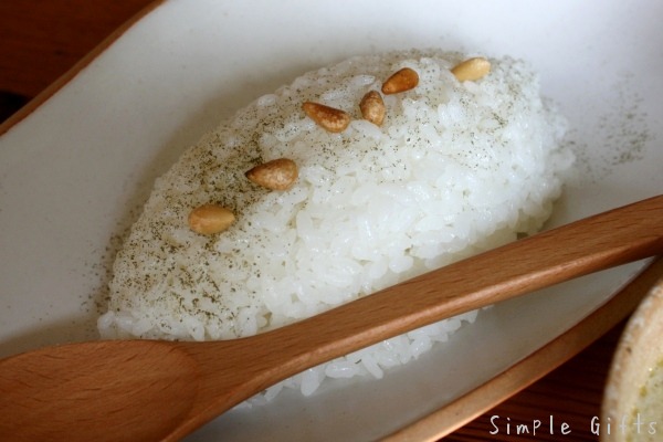 美瑛 カフェ レストラン バーチ おいしい野菜のグリーンカレー Simple Gifts