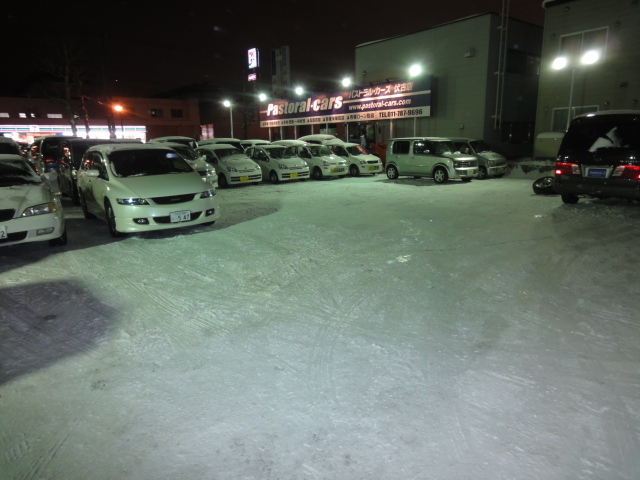 ☆除雪作業に追われております・・・。☆(伏古店)_c0161601_19203978.jpg
