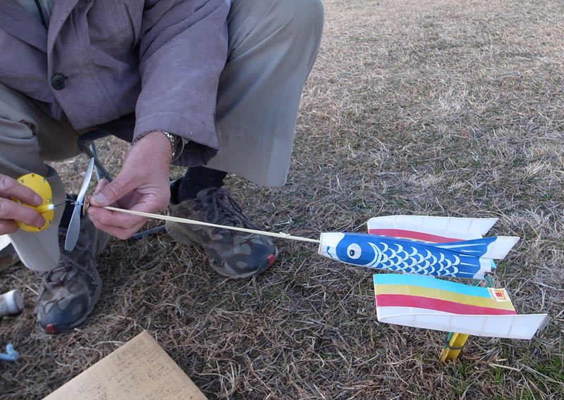 ほぼ貸し切りな広場 モグラとユンカース F.13_d0067943_215117100.jpg