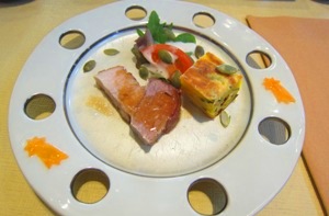 イブのお昼の小さなパーティ_d0249193_11243546.jpg
