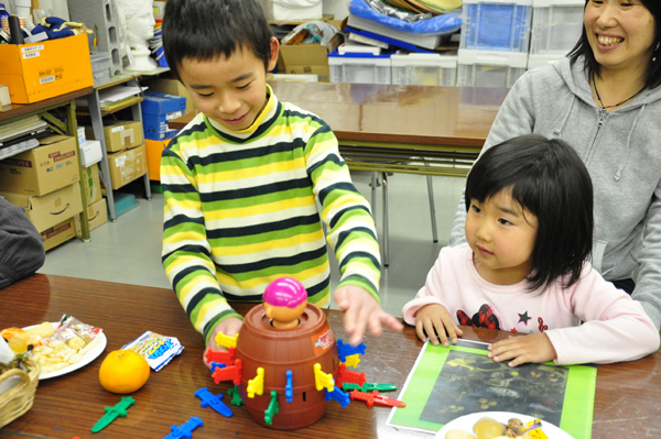 土日月お楽しみ会の様子を一挙紹介_b0212226_142027.jpg