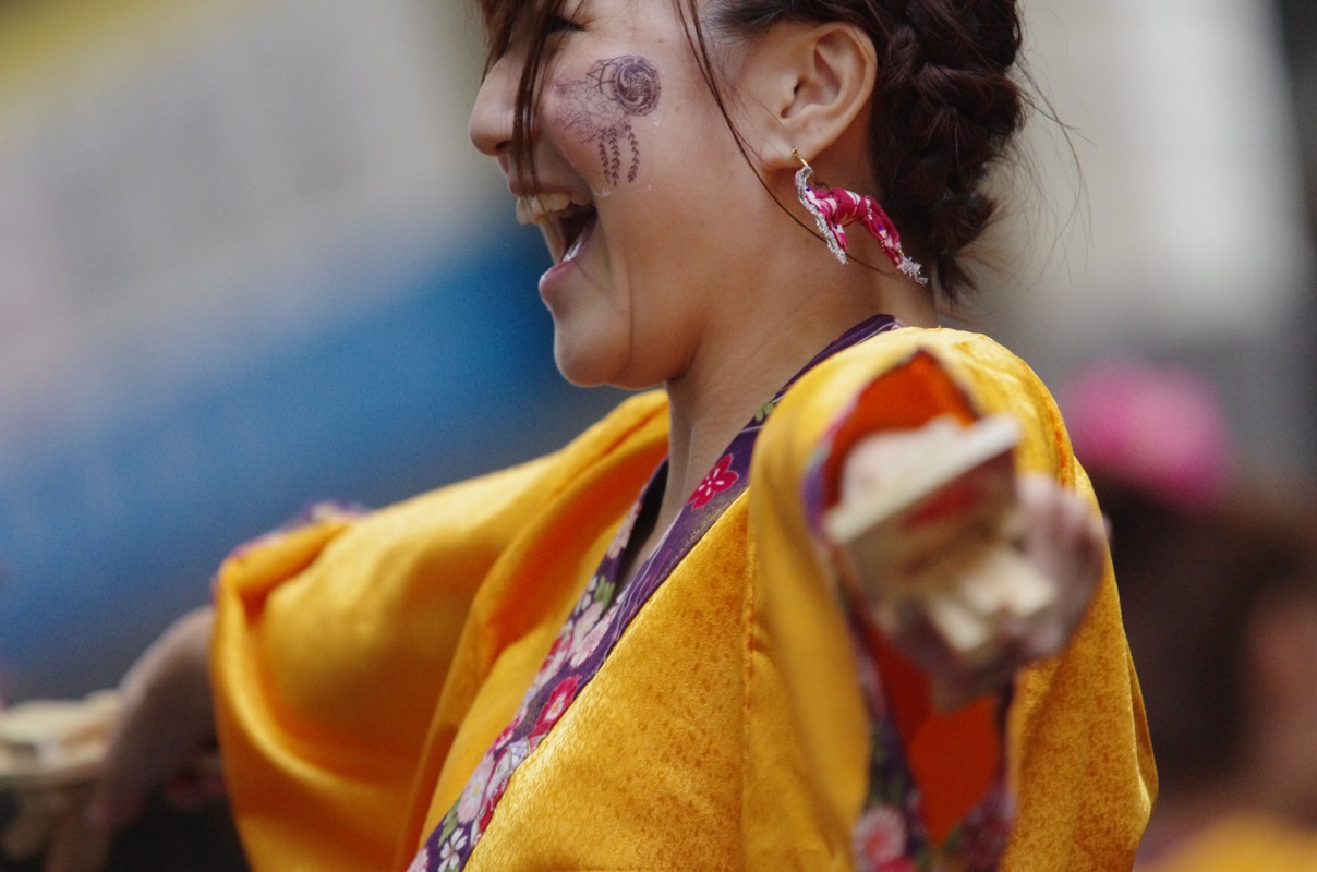 龍馬よさこい２０１１一日目京都三条会商店街会場その４（有閑踊り子一座　飛舞人）_a0009554_1824568.jpg