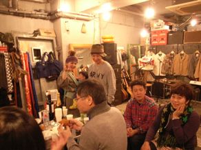 \"今日は楽しいレキシの日♫\"ってこんなこと。_c0140560_9534678.jpg