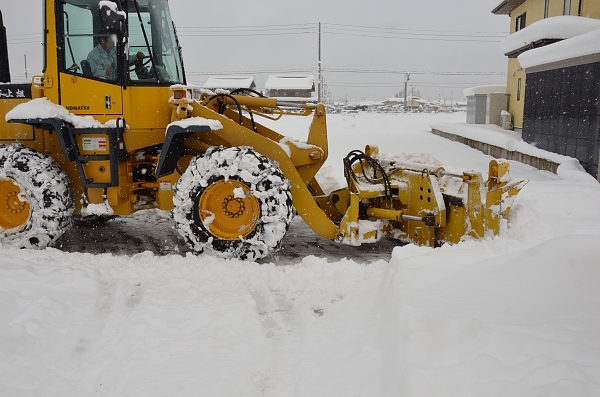 除雪ざんまい_b0169482_8145859.jpg