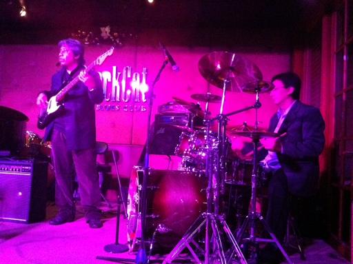 JAKARTA  ☆JAZZ&BLUES CLUB_a0063997_2016251.jpg