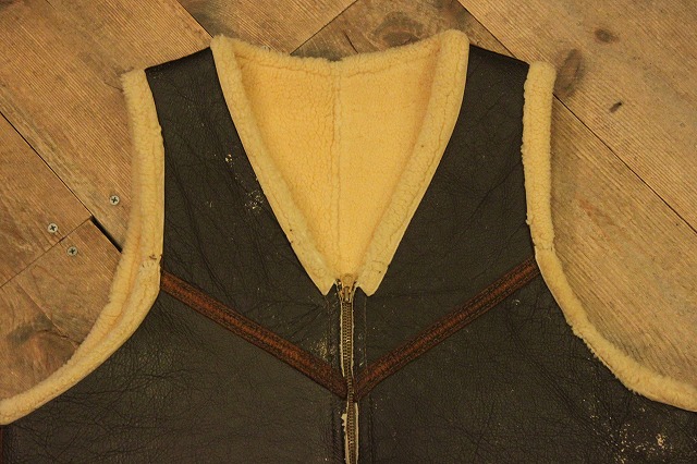 C-3 Sheepskin VEST！_d0121303_1515399.jpg