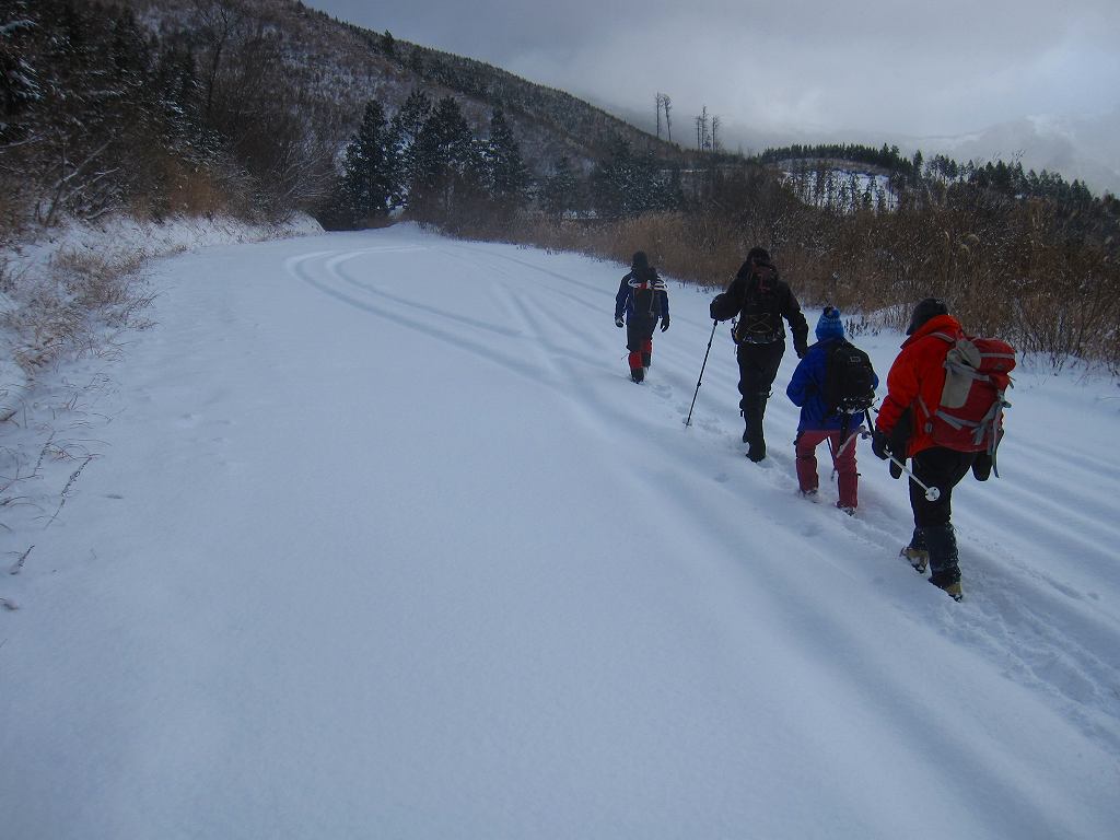 笹ヶ峰　南尾根　新雪ラッセル　_b0124306_20301167.jpg