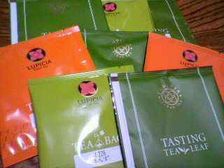 LUPICIA Tea_d0004447_11505846.jpg