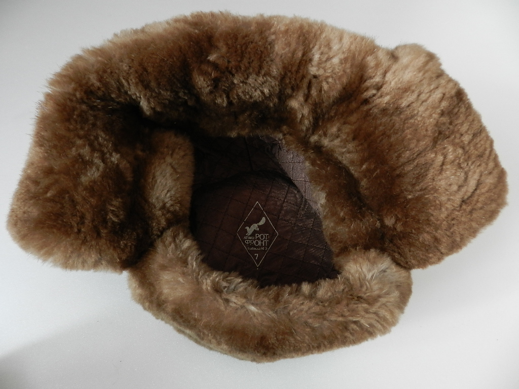 sheep skin & fur cap _f0226051_13435729.jpg