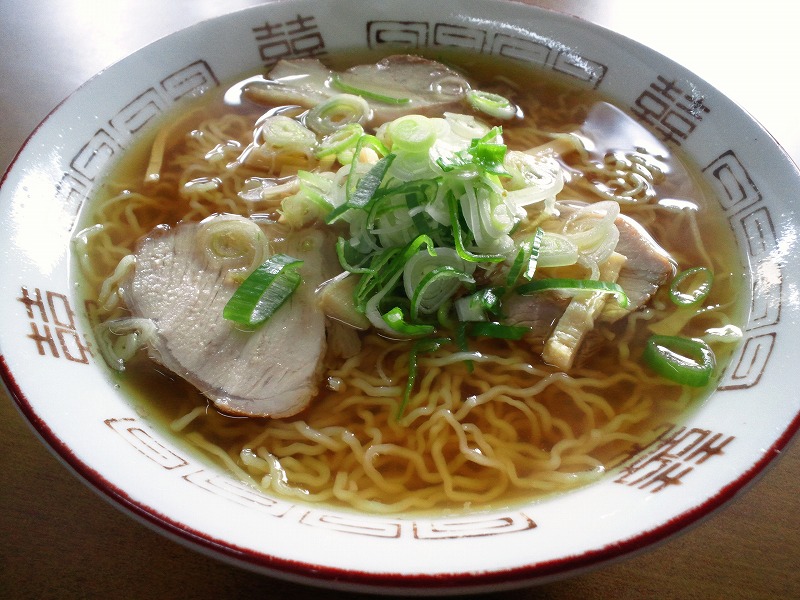 手打中華そば　細麺　　　まるみ中華そば　五所川原市_b0144987_052446.jpg