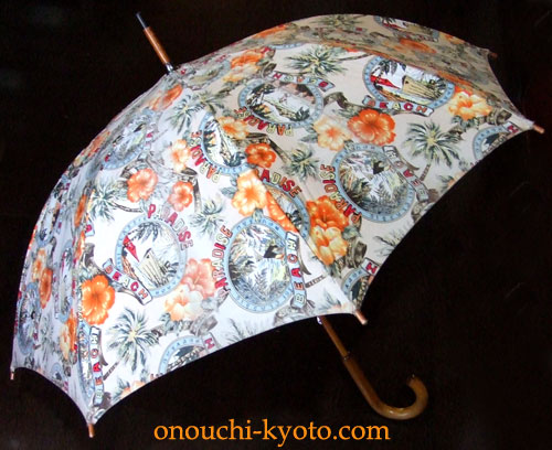 昔の傘も、気が晴れる雨傘に変身!!_f0184004_2135276.jpg