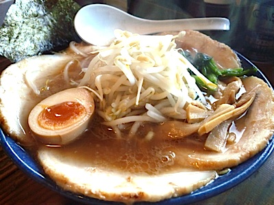 ラーメン梟〜チャーシュー麺（大盛り）〜_f0082402_16251648.jpg