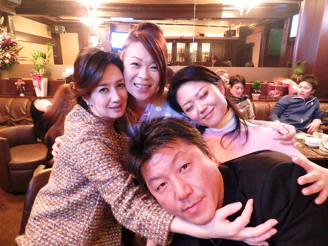 エスカペイドは_f0085810_1724879.jpg