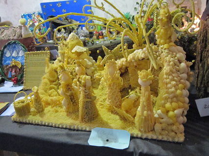 材料いろいろ、世界・イタリアのプレゼーペ展_f0234936_2013894.jpg
