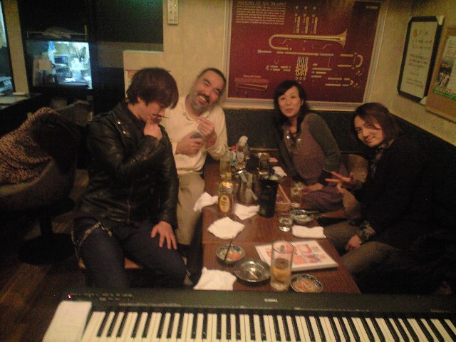 b0206845_1641478.jpg