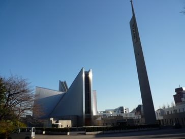 東京カテドラル聖マリア大聖堂と椿山荘 音楽no図書館