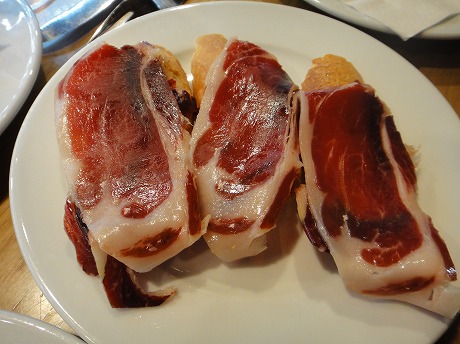バル４　Cerveceria Catalana_a0152501_22461266.jpg